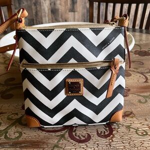 DOONEY & BOURKE Beautiful black white chevron purse!!